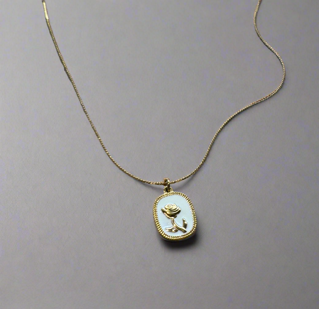Rose Pendant Necklace