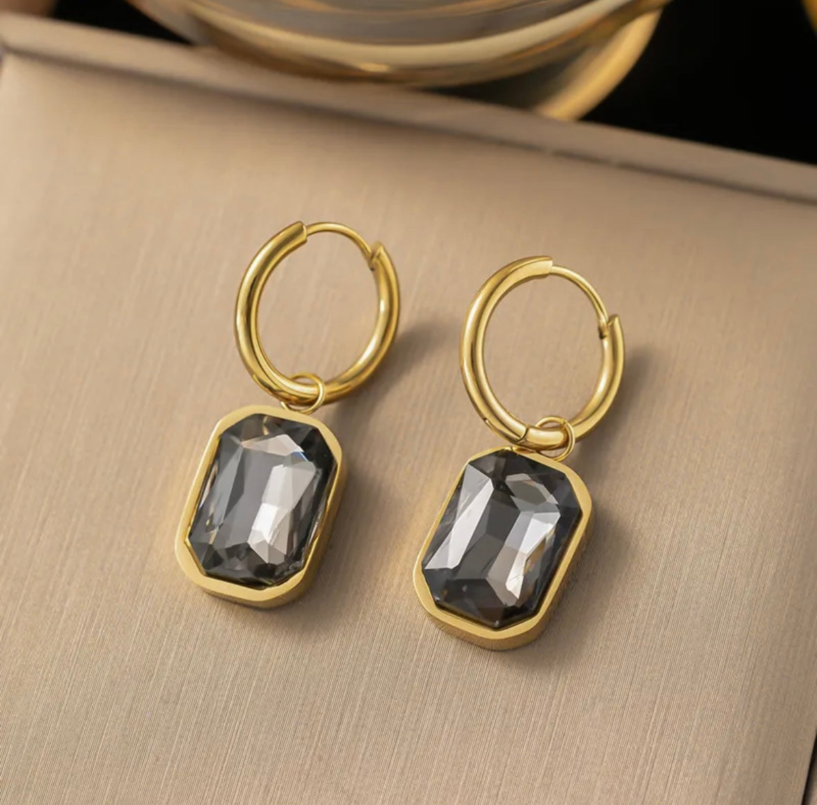 Black Stone Gold Hoop Earrings