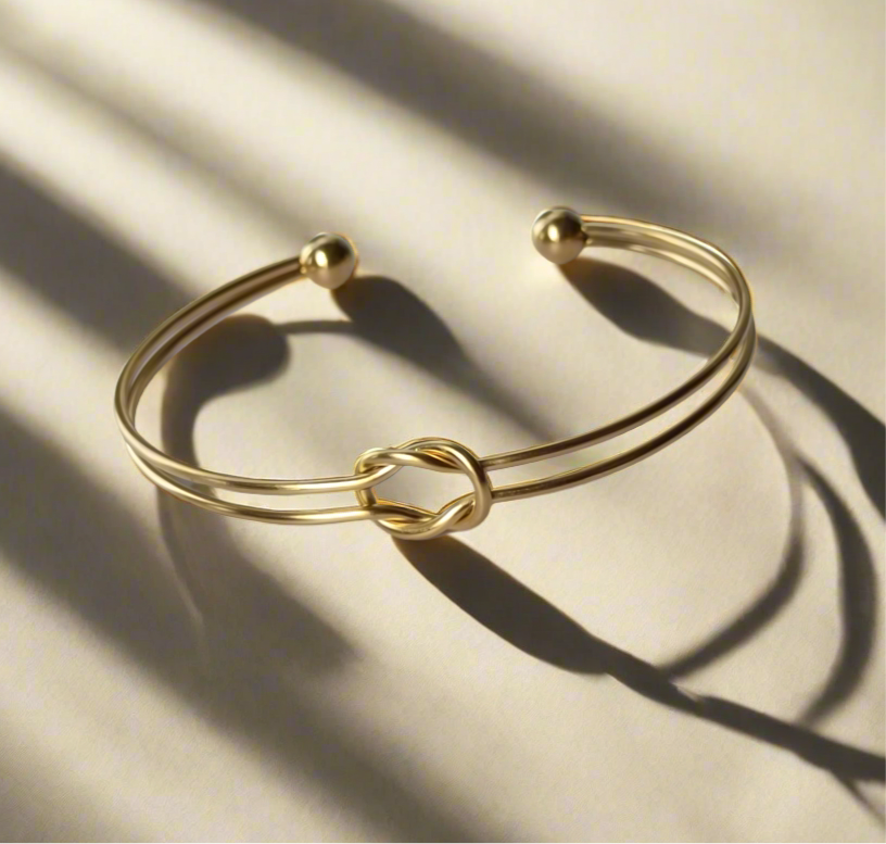 Minimal Adjustable Gold Bracelet