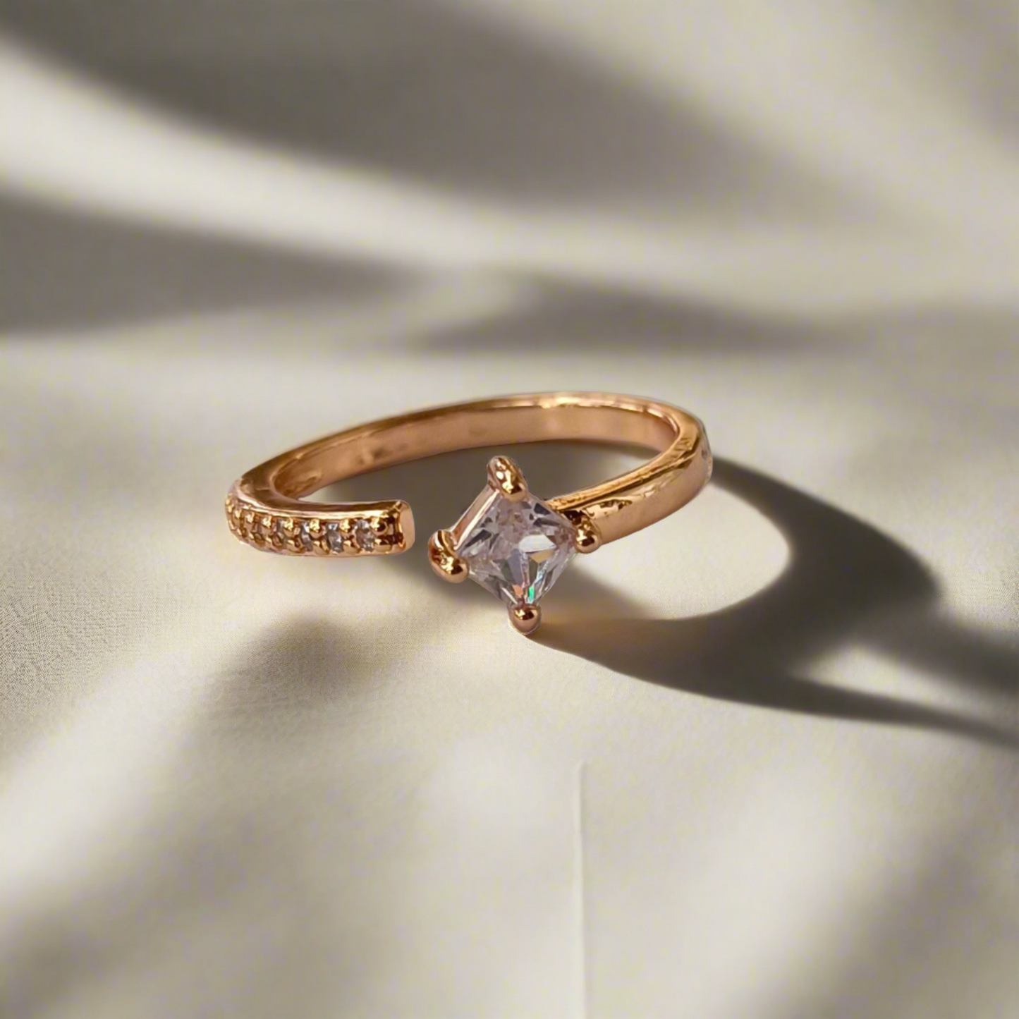 Minimal Diamond Studded Everyday Gold Ring