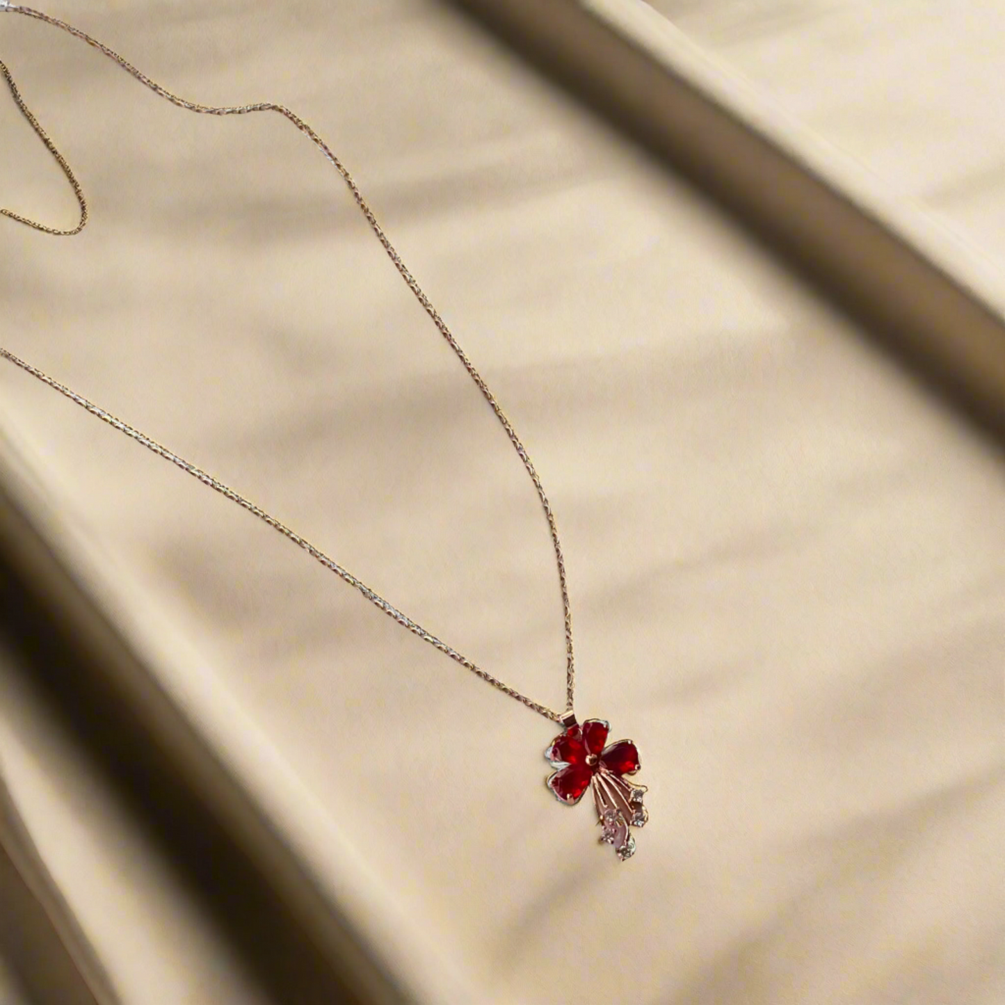 Red Stone Flower Pendant Necklace