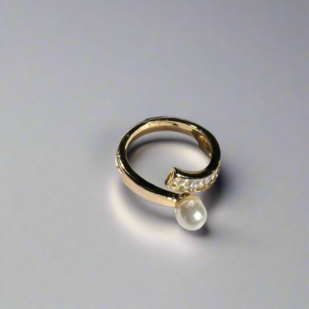 Designer Pearl Studded Ring