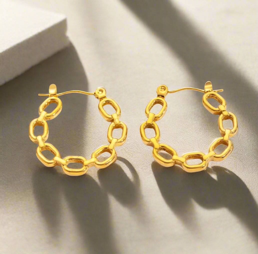 Link Design Hoop Earrings