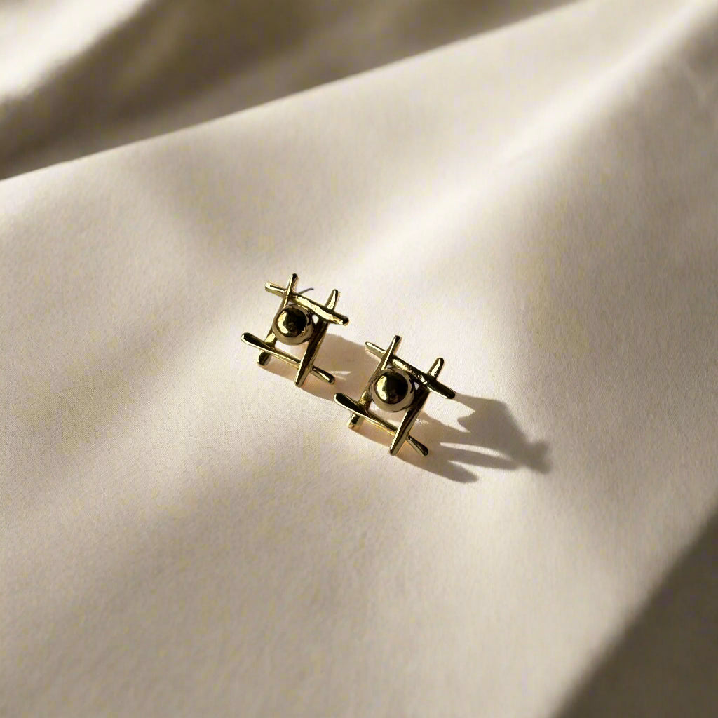 Criss Cross Gold Stud Earring