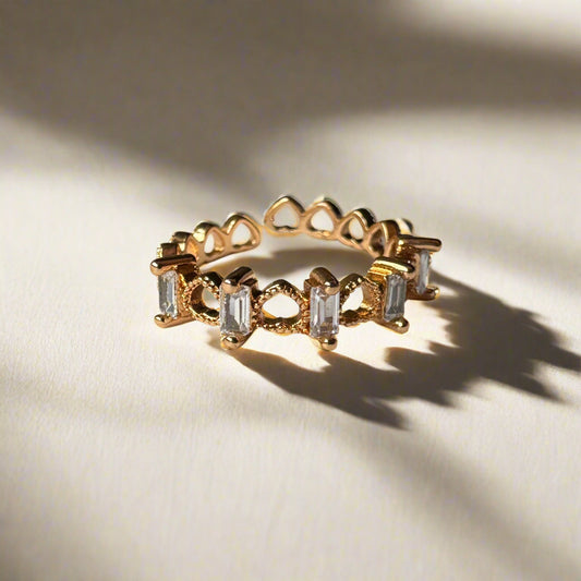 Minimal Studded Heart Frame Ring