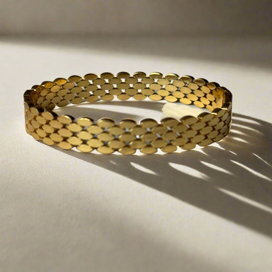 Gold Designer Plain Bangle Bracelet