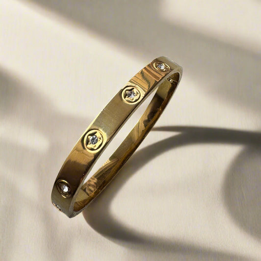Premium Studded Star Gold Bracelet